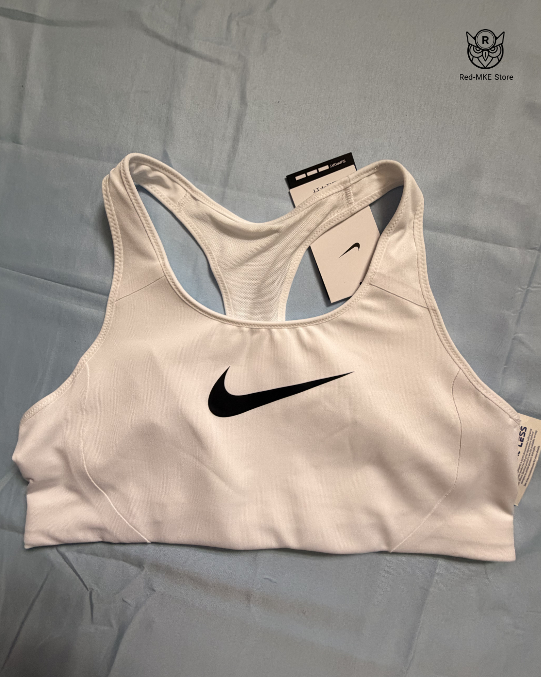 Nike Swoosh Sports Bra - Soporte y Estilo en Blanco