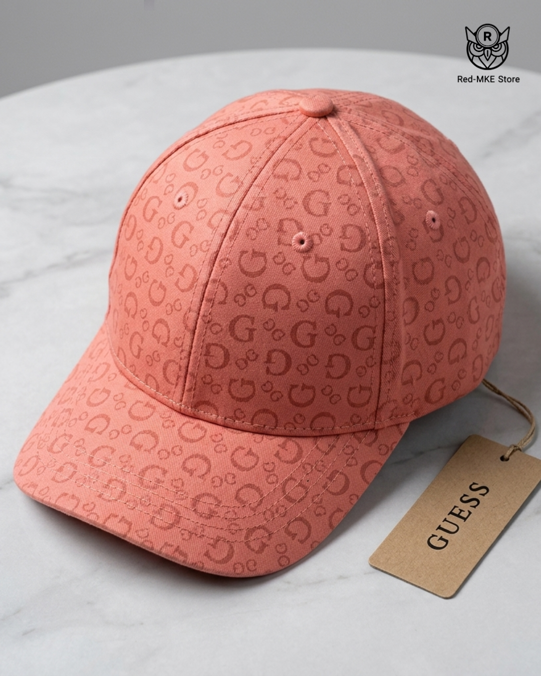Gorra rosada estampada