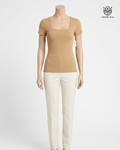Camiseta lisa beige cuello redondo