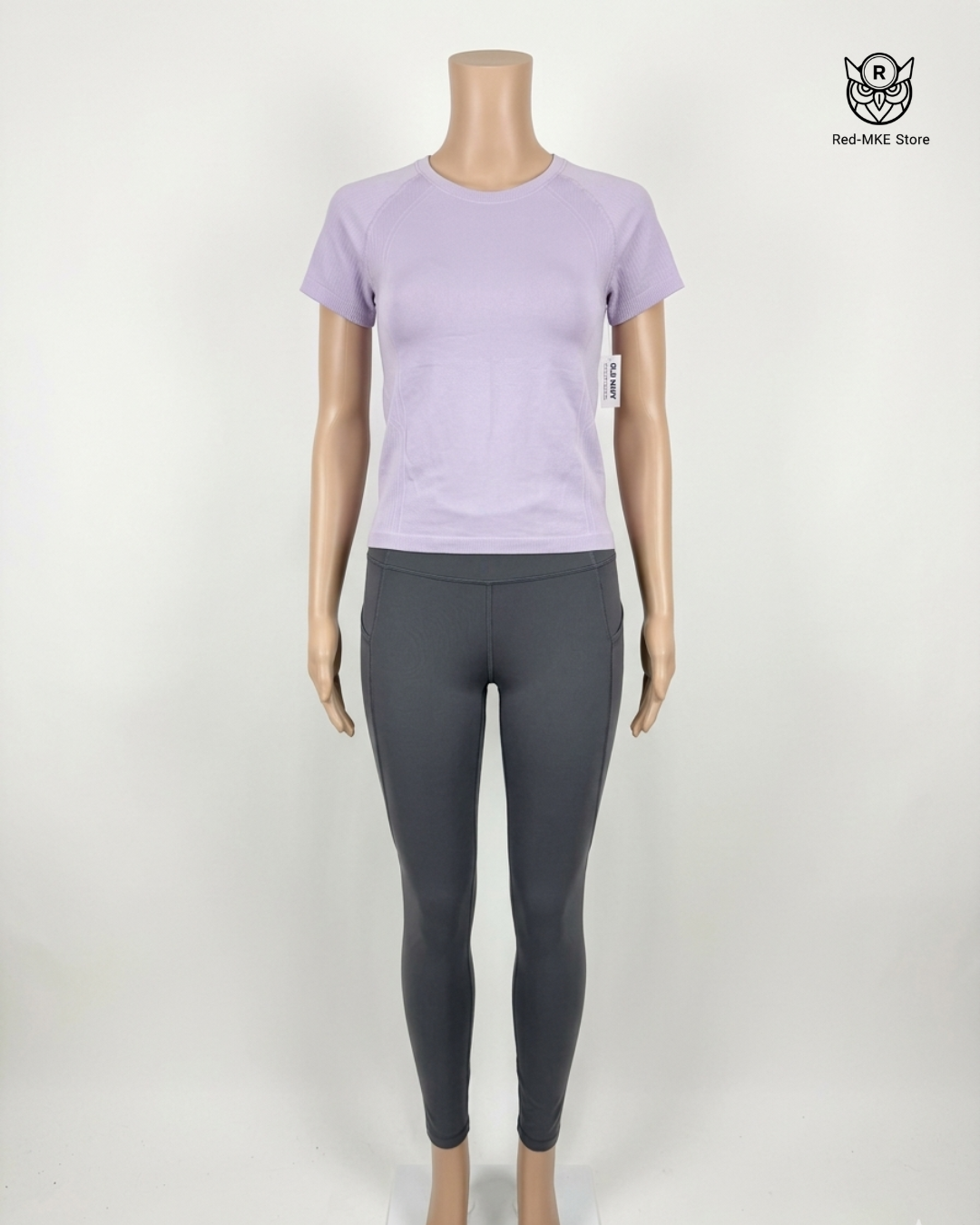 Camiseta deportiva lila