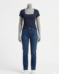 Blusa negra cuello redondo