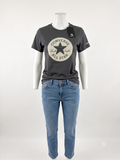 Playera Converse Outline Classic Logo – Estilo Urbano & Esencia Atemporal