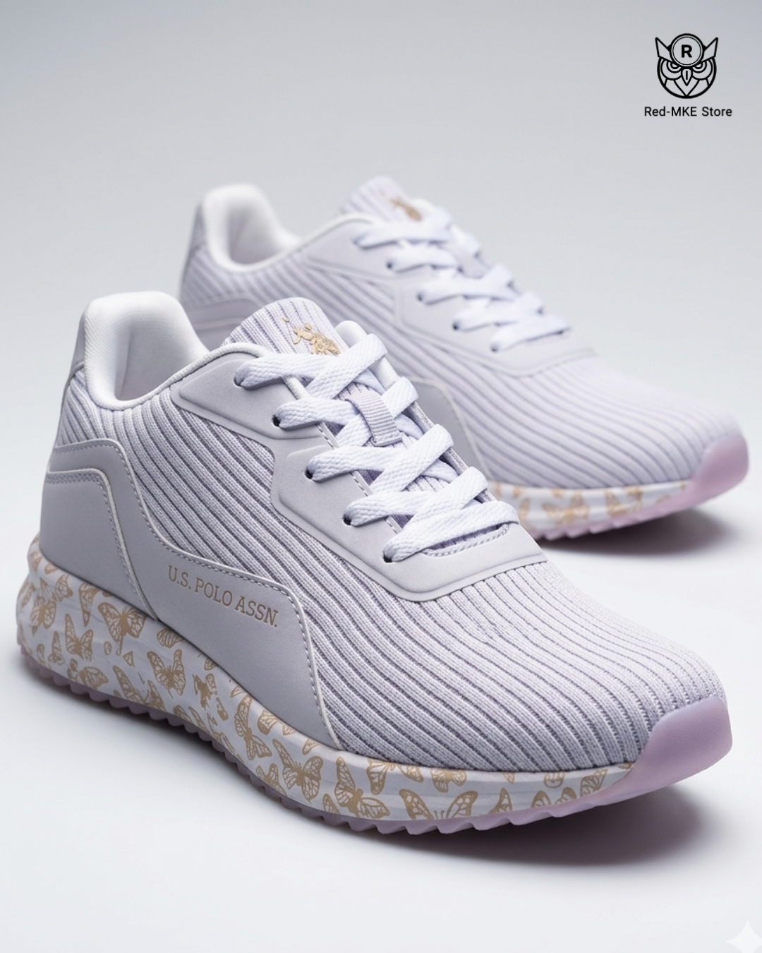 Tennis blaco con mariposas